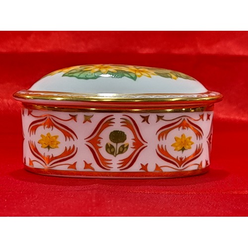 Royal Crown Derby Celendine Small Pill Box