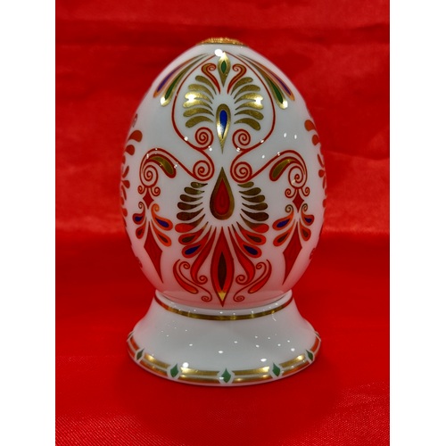 Royal Crown Derby Eggs of the World Series Greece Design Egg withd Base