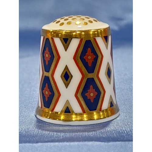 Royal Crown Derby 'The Diamond' Thimble