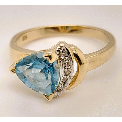 9 Carat Yellow Gold Trilliant Cut Blue Topaz and Diamond Dress Ring AUS Size O