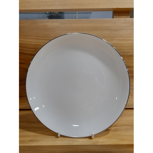 Wedgwood Formal Platinum 17cm Bone China Bread & Butter Plate - CLEARANCE