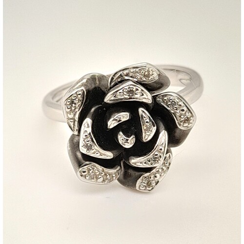 9 Carat Oxidised White Gold Diamond Rose Ring AUS Size M