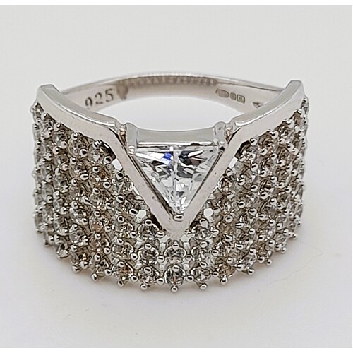 Waterford Crystal Sterling Silver Claw Set Wide Ring AUS Size M 
